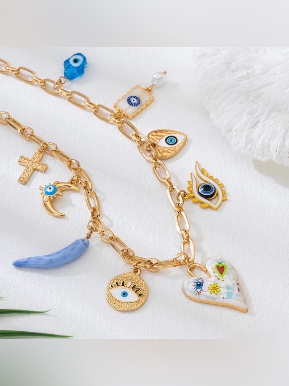 NEW! Gold Tone Charm Necklace with Blue Evil Eye and Heart Pendant 🧿💙 A0-23 - Picture 3 of 4